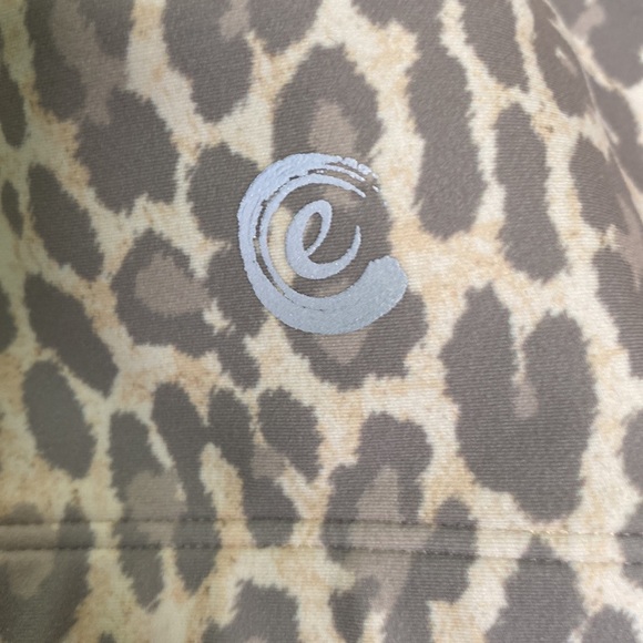 Johnny Was Calme Endurance Cross Back Sports Bra Size XXL Cheetah NWT Retail $62 - Picture 6 of 9